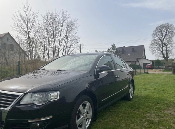 Volkswagen Passat cena 21500 przebieg: 237062, rok produkcji 2009 z Barlinek małe 56